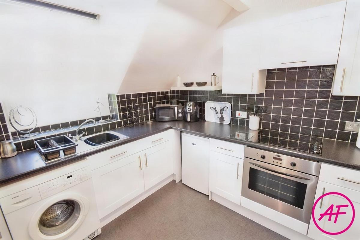 Apartment Willesden, Flat 2, A 1 Bedroom Flat Right In The Heart Of *